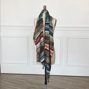 Multicolor scarf with detail